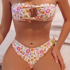 SHEIN Ditsy Floral Print Bandeau Bikini Set, Size Large